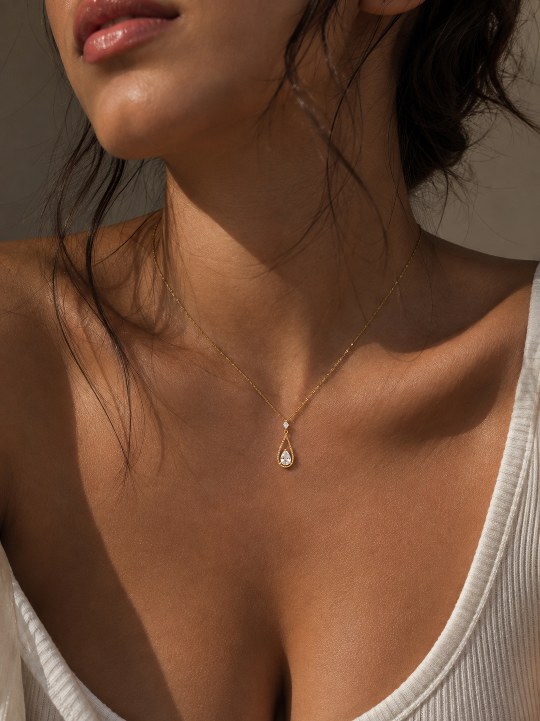 The Teardrop Pendant