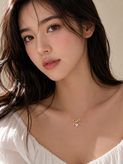 The Amoura Necklace